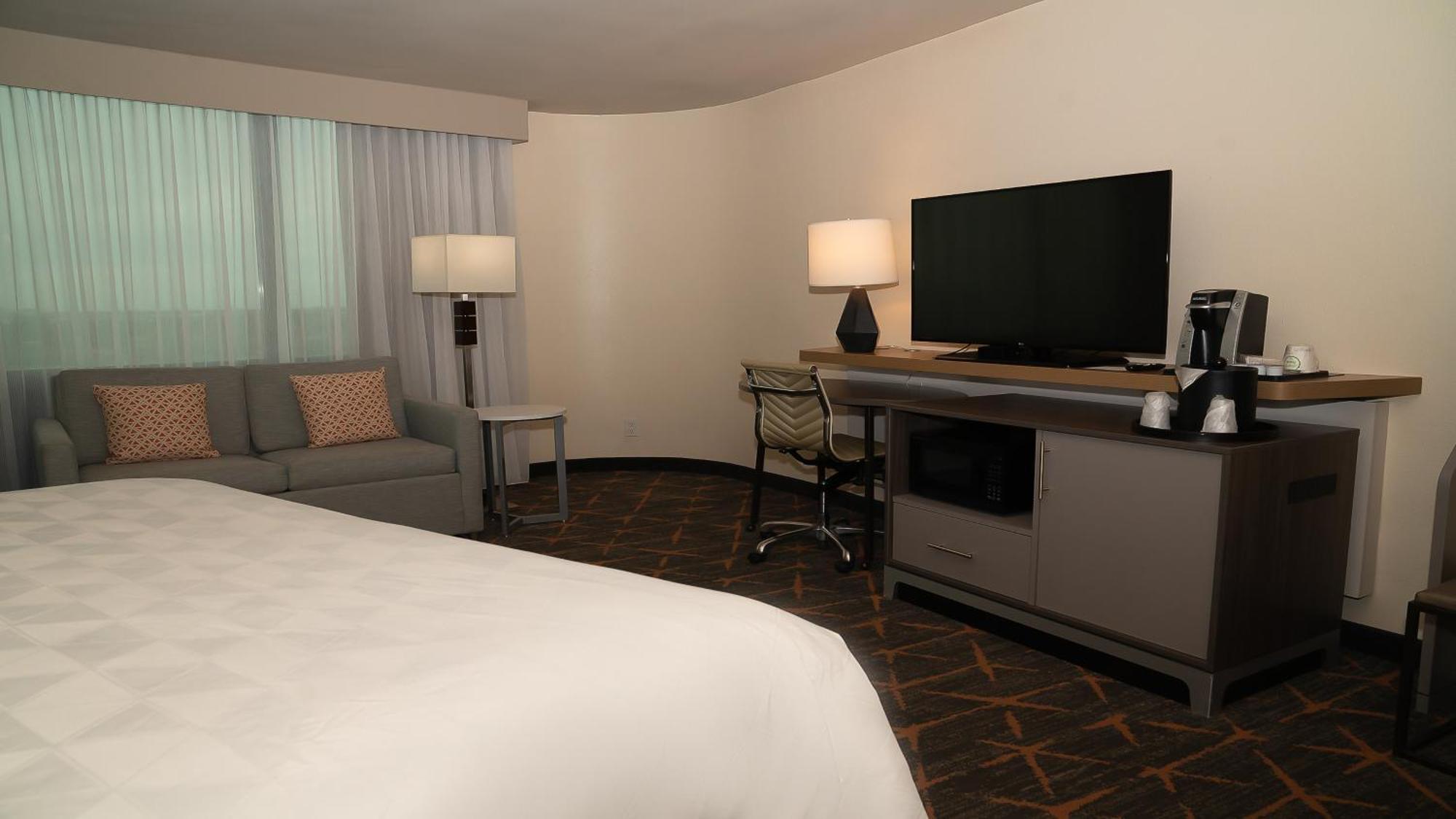 Holiday Inn New Orleans West Bank Tower By Ihg Гретна Екстериор снимка